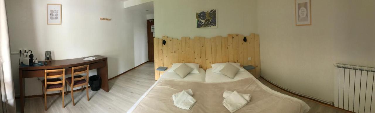 Le Relais De La Forge Hotel Selonnet Luaran gambar